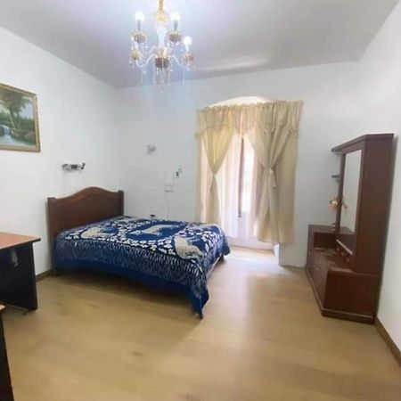 Hostal Atlantis Quito Buitenkant foto