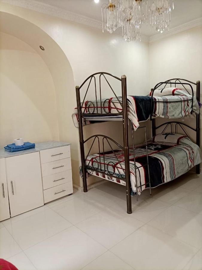 Hostal Atlantis Quito Buitenkant foto