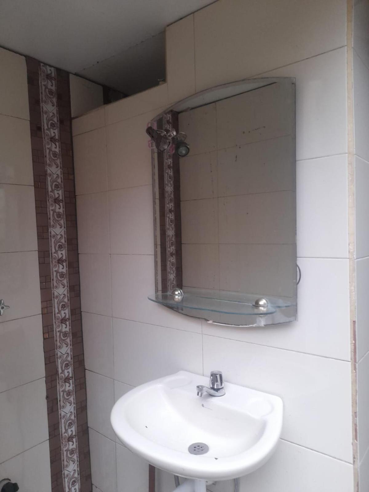 Hostal Atlantis Quito Buitenkant foto