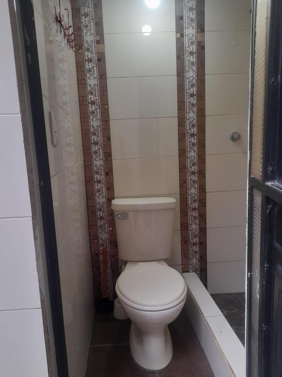 Hostal Atlantis Quito Buitenkant foto