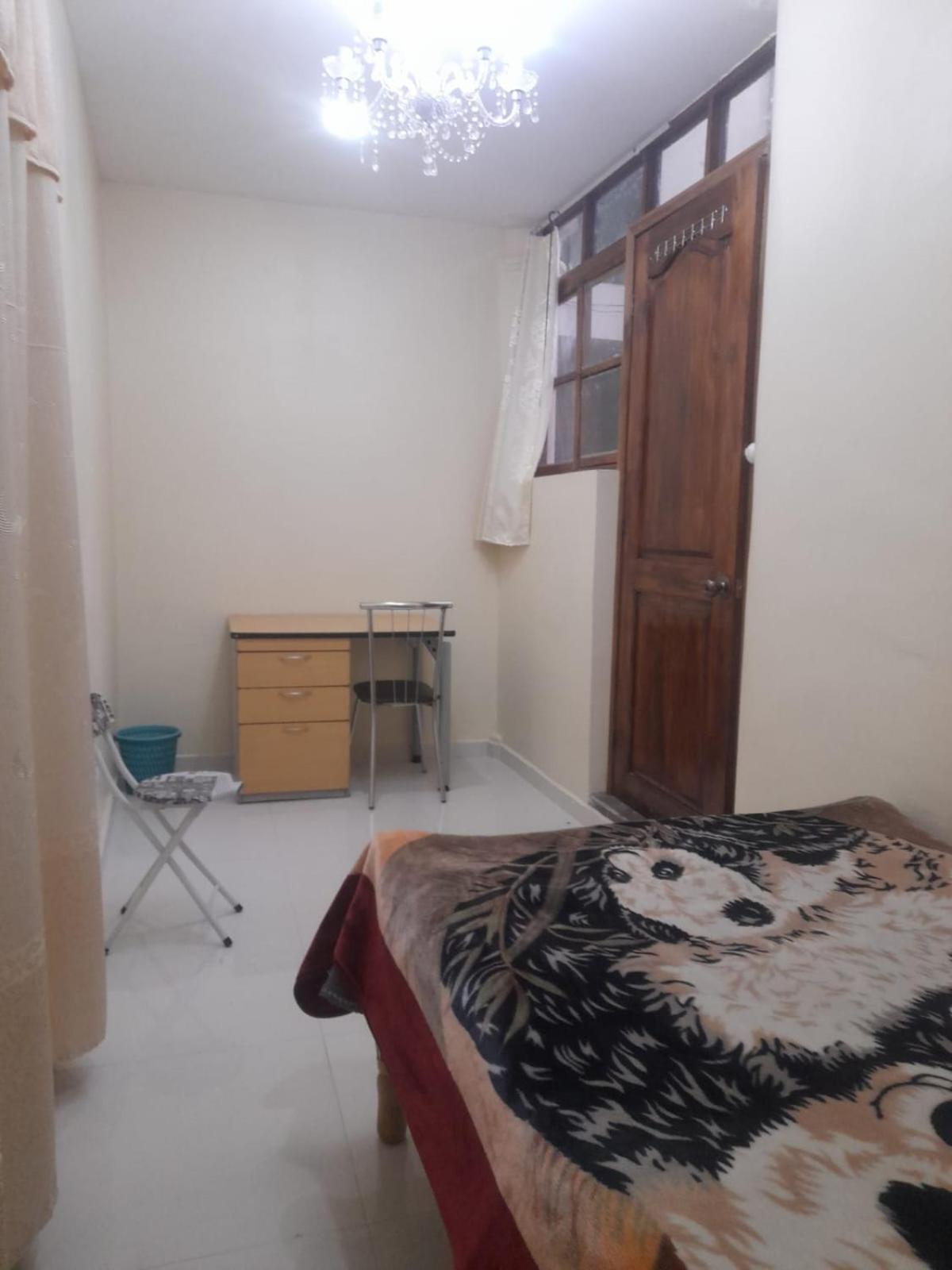 Hostal Atlantis Quito Buitenkant foto