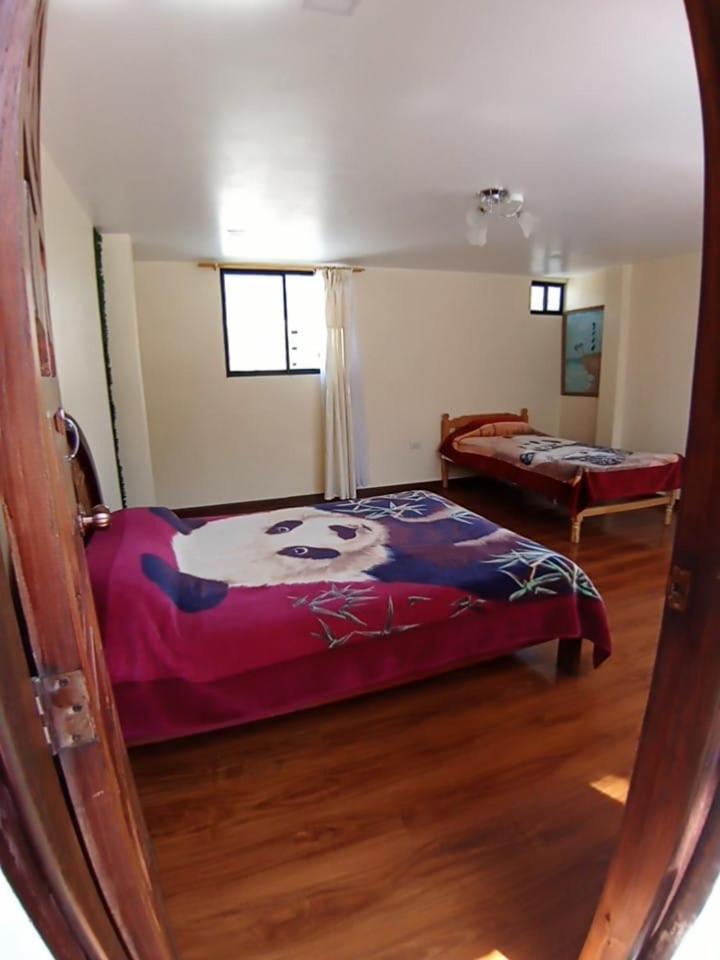 Hostal Atlantis Quito Buitenkant foto