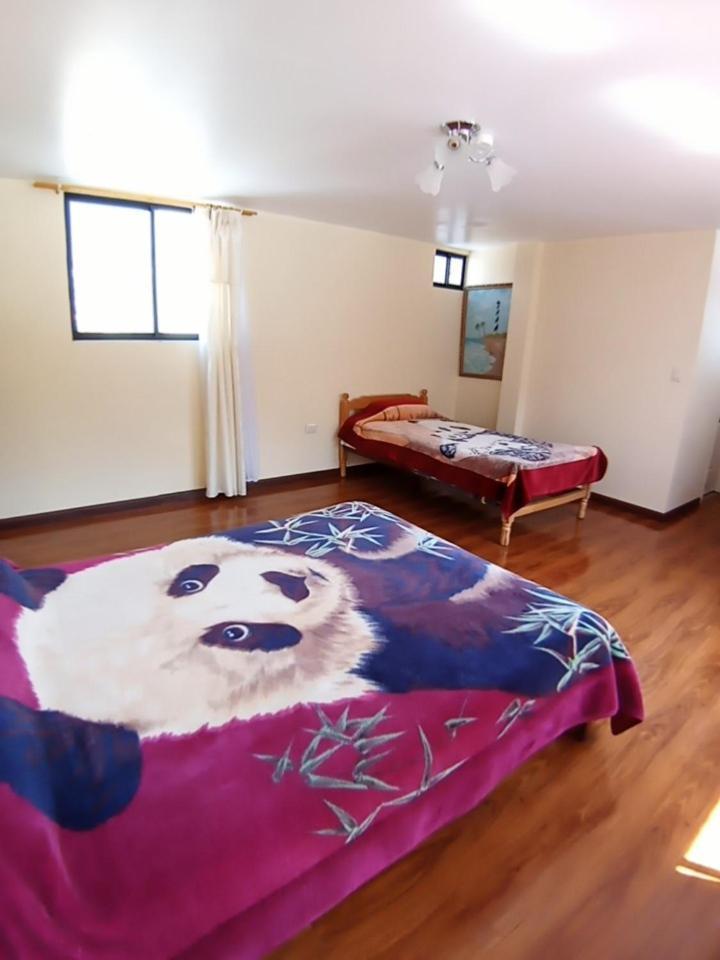 Hostal Atlantis Quito Buitenkant foto